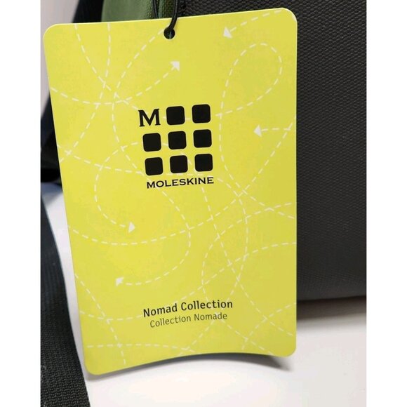 NWT Moleskine Nomad Medium Backpack Bag Padded Unisex Green - Picture 2 of 16